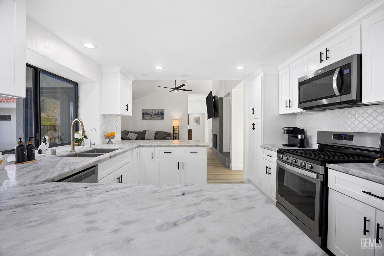 9712 White Oak Drive — photo 23