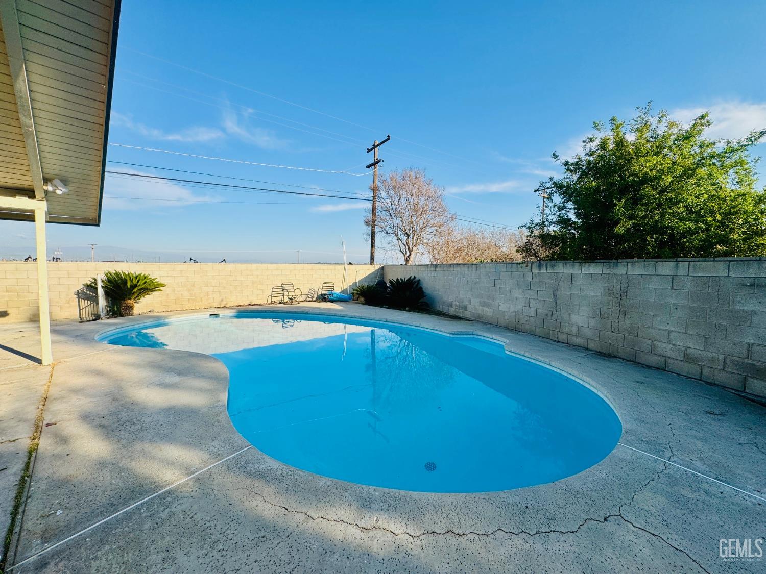 1031 Elizabeth Court — photo 19
