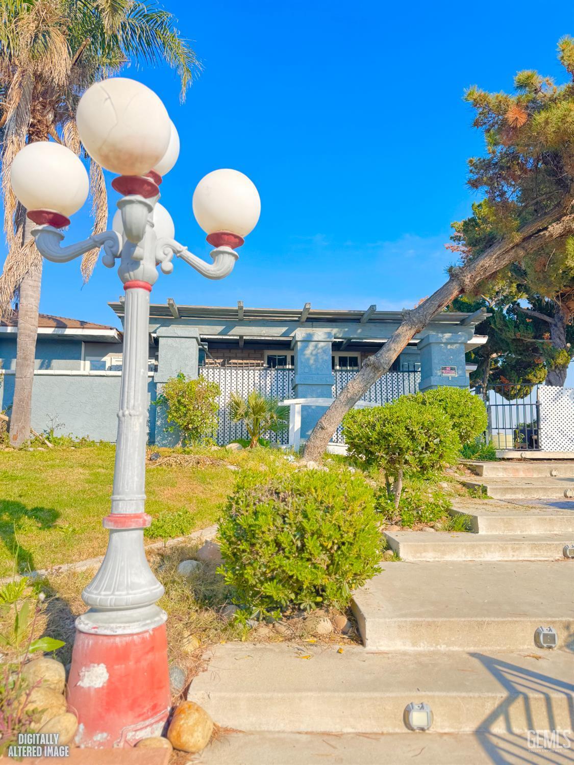 2708 College Ave — photo 5