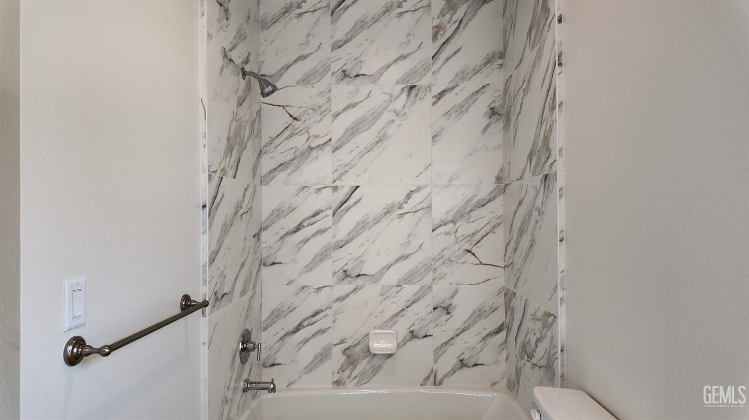 7503 Cryosphere Street — photo 8