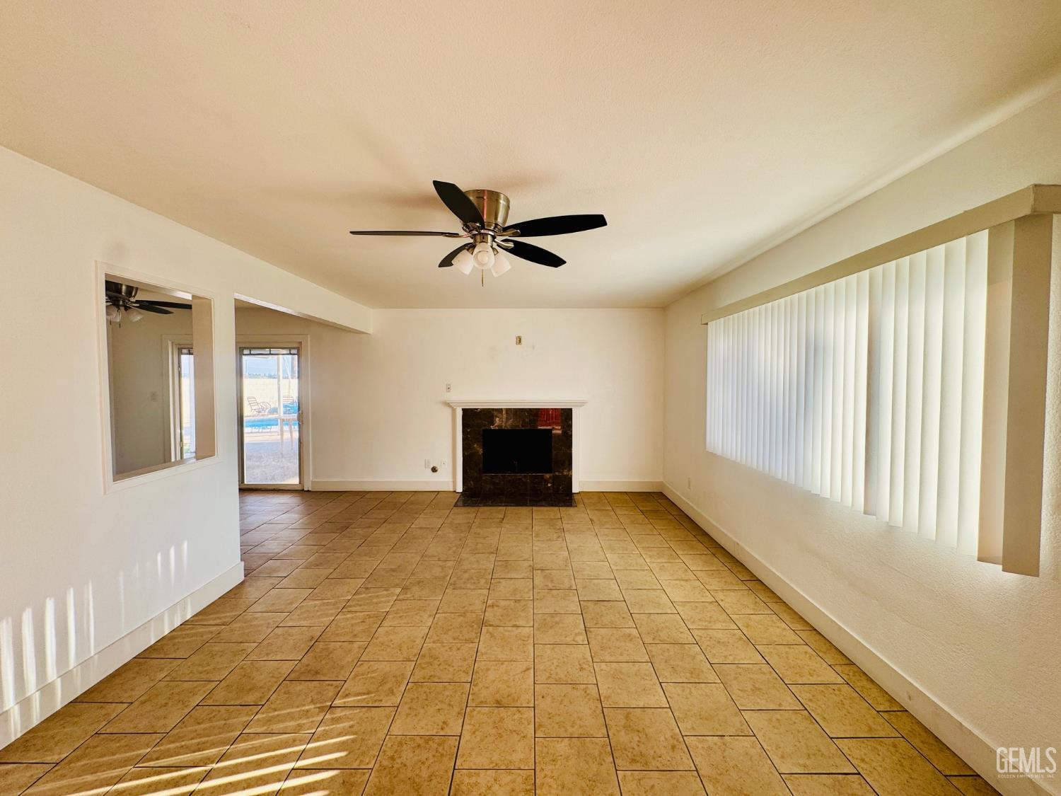 1031 Elizabeth Court — photo 5