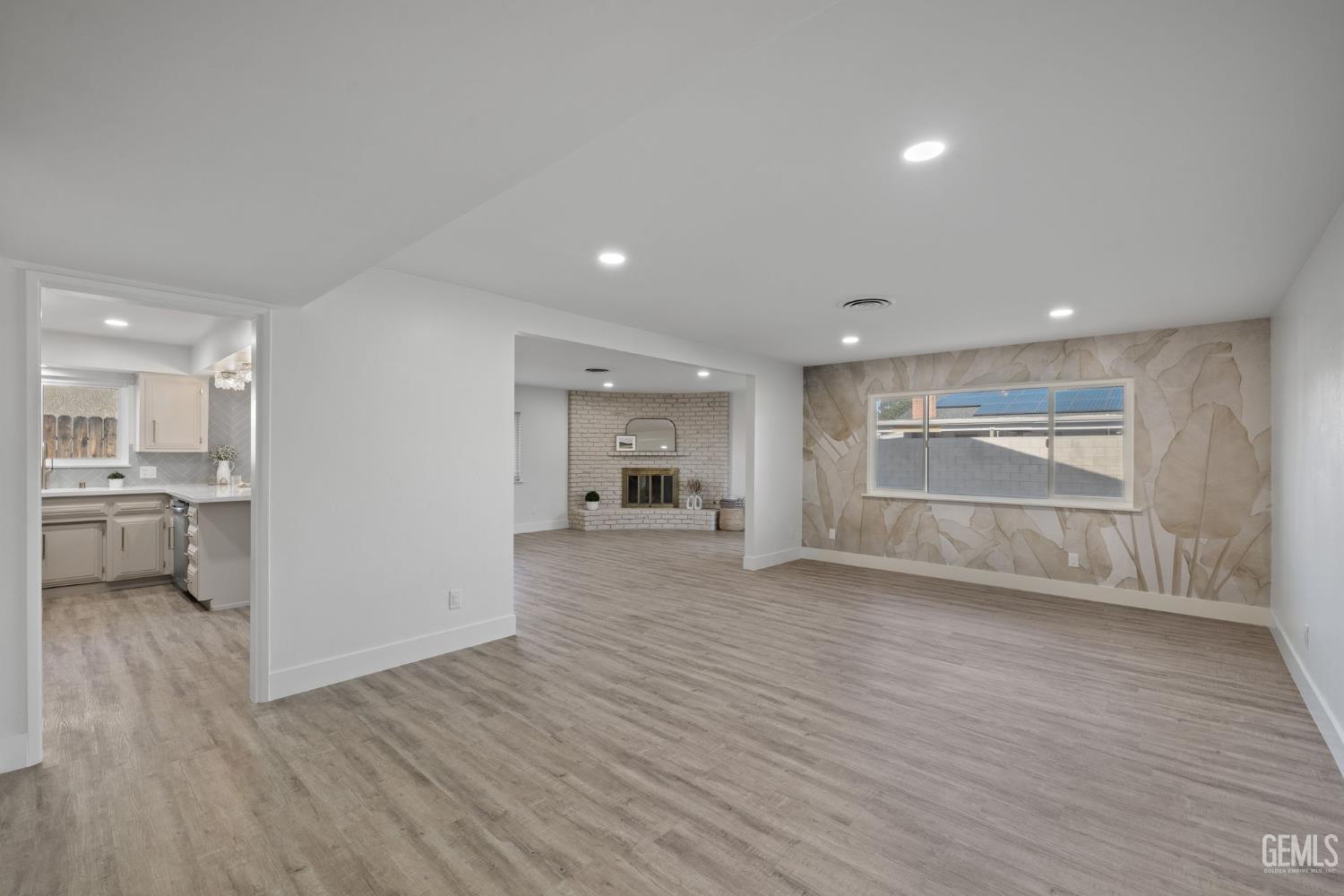 500 Friant Court — photo 8