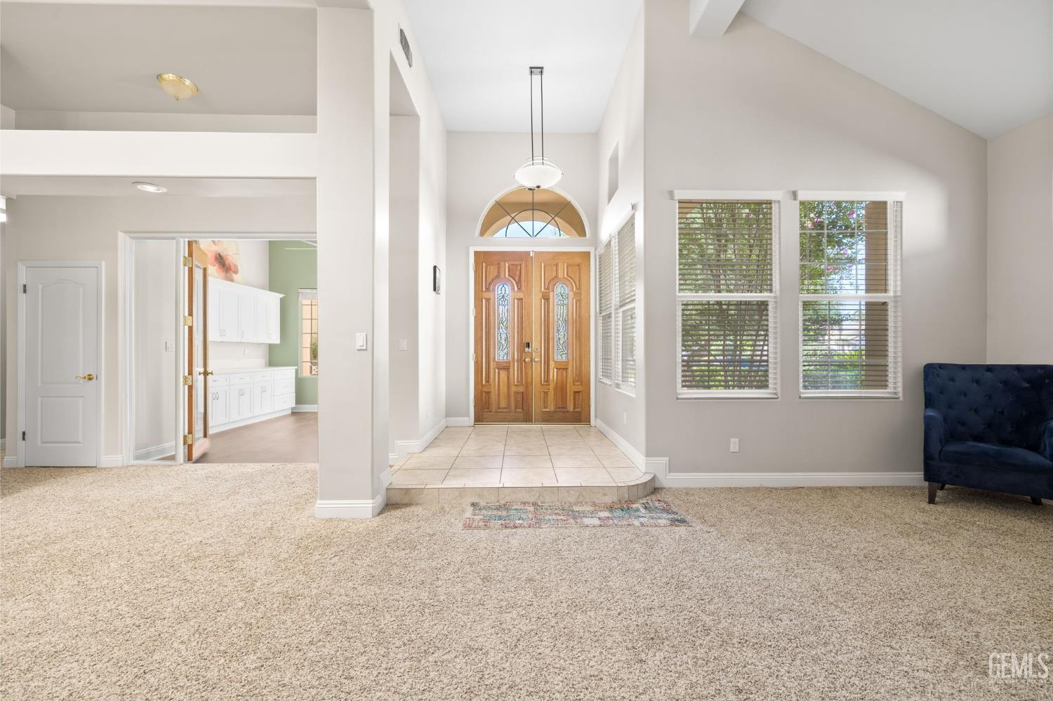 10904 Rockridge Way — photo 5