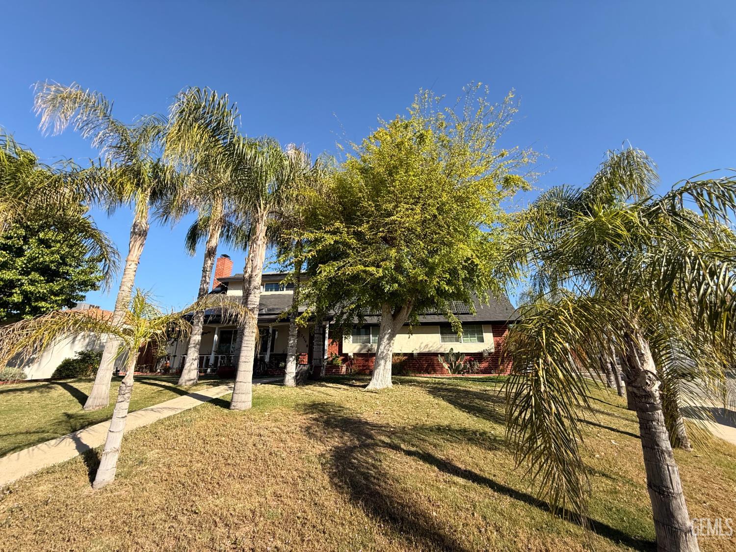 3804 Candlewood Drive — photo 2