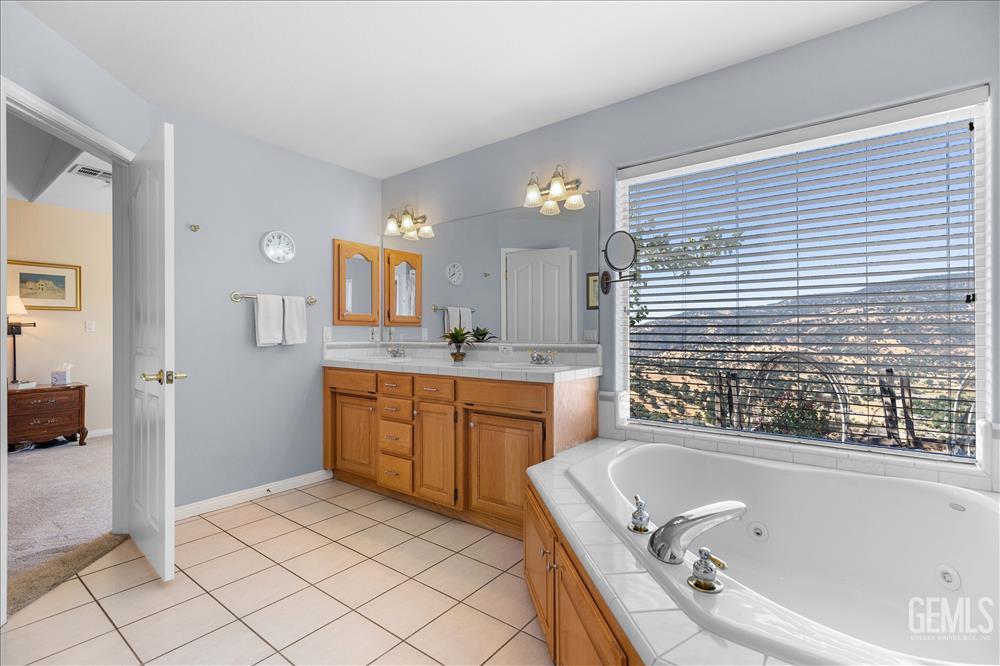 30730 Fox Ridge Court — photo 38