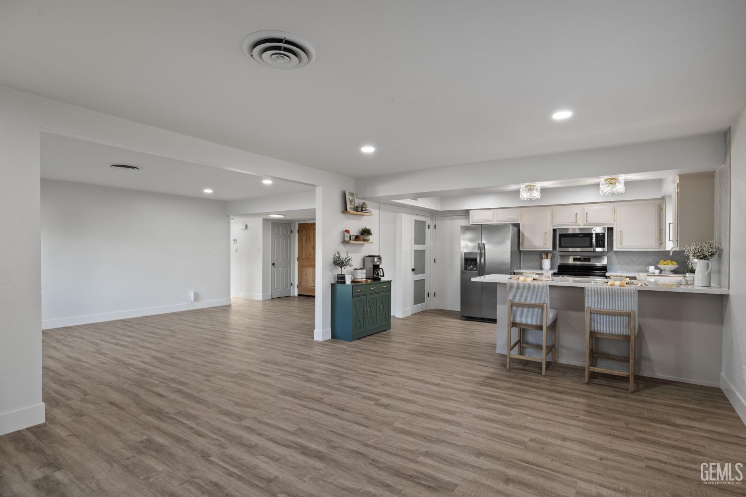 500 Friant Court — photo 27