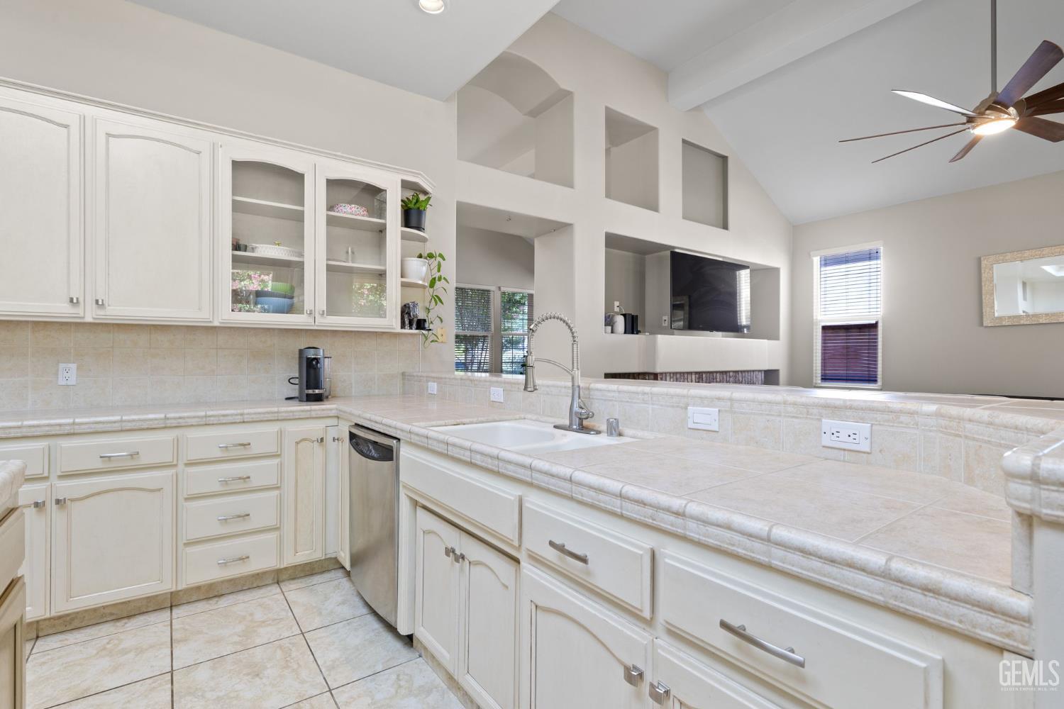 10904 Rockridge Way — photo 23