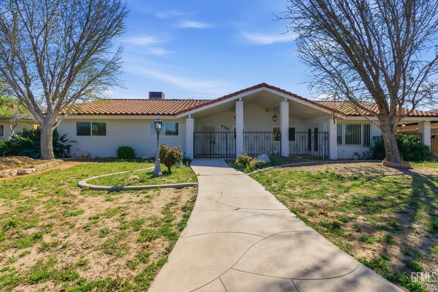 6101 Olive Drive — photo 7