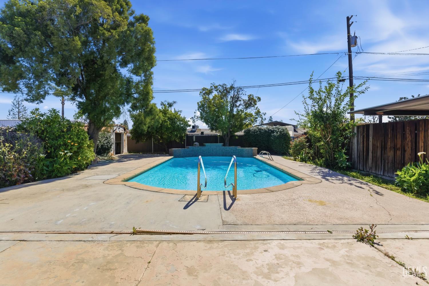 6101 Olive Drive — photo 48
