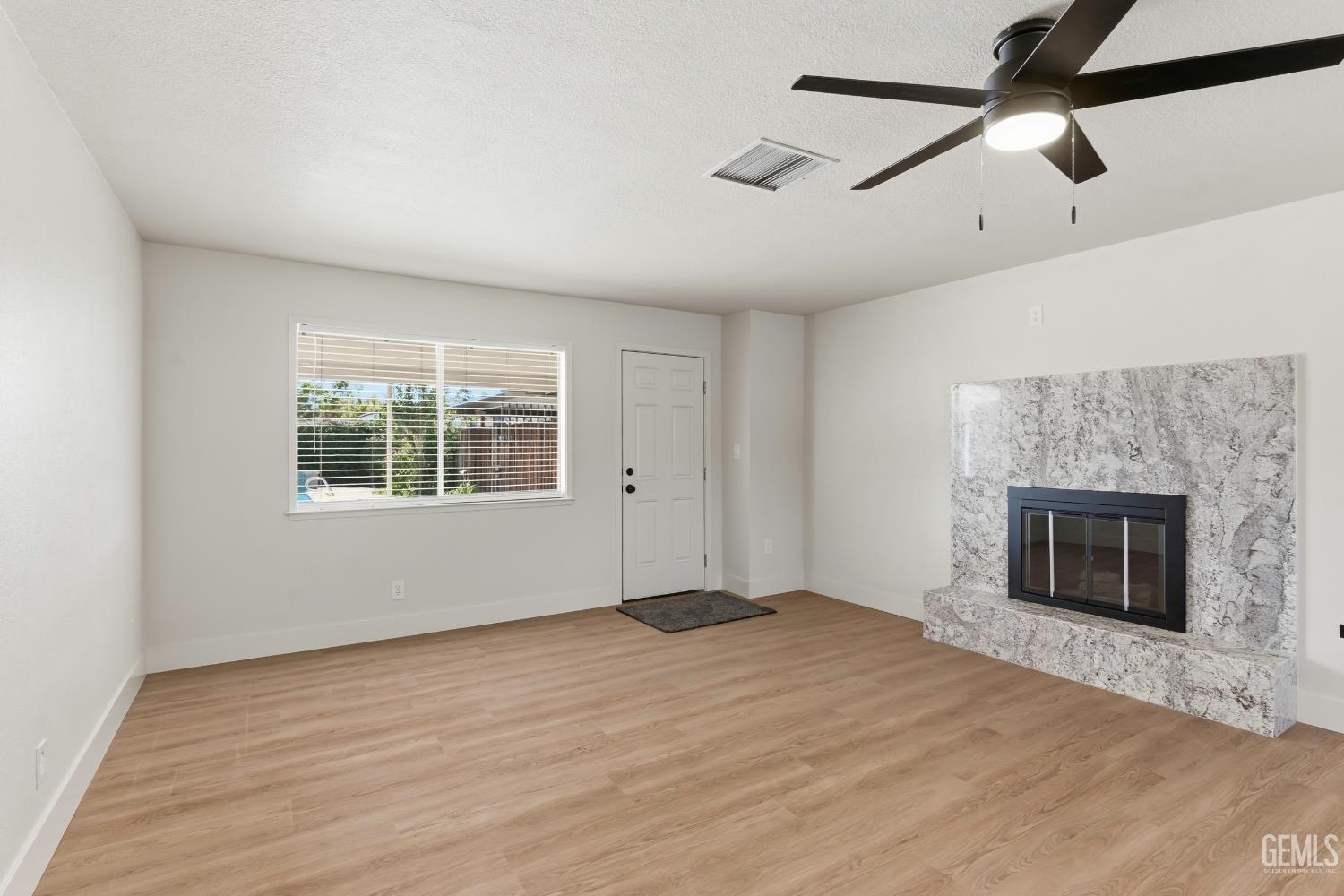 6101 Olive Drive — photo 23