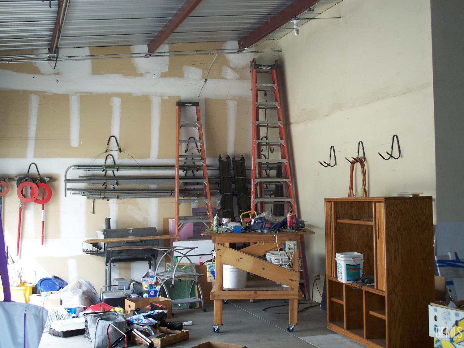 300 Mount Vernon Avenue — photo 36