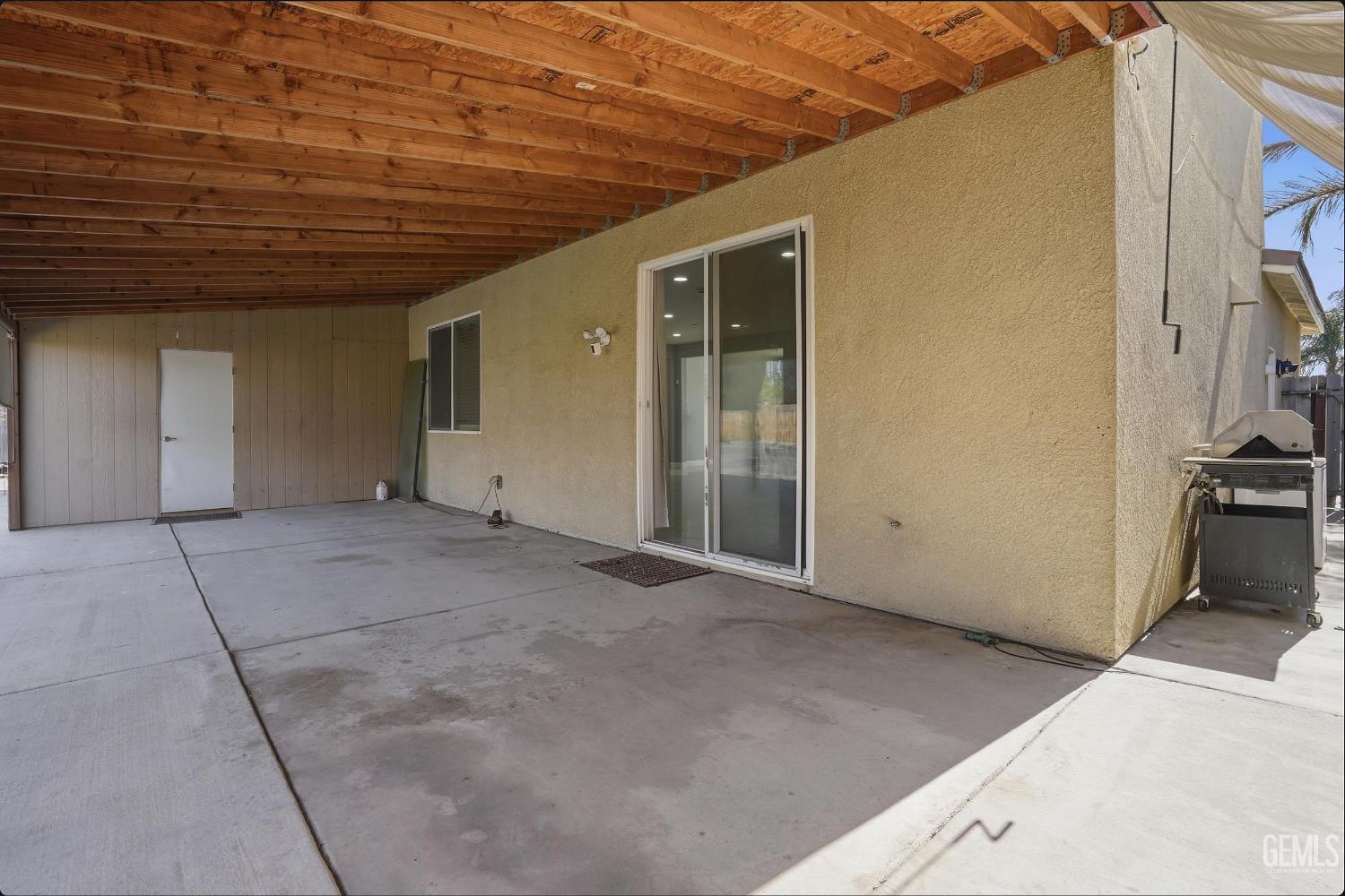 5406 Mensen Drive — photo 21