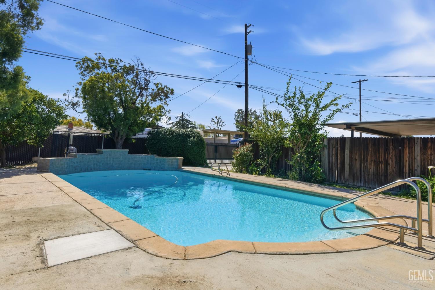 6101 Olive Drive — photo 50