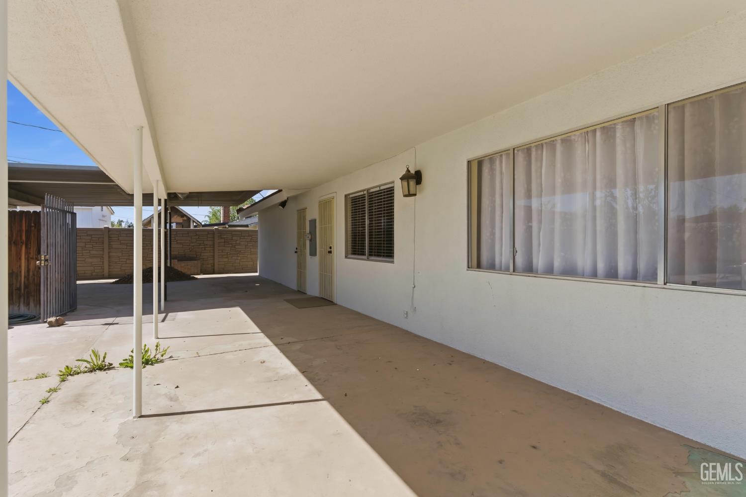 6101 Olive Drive — photo 47