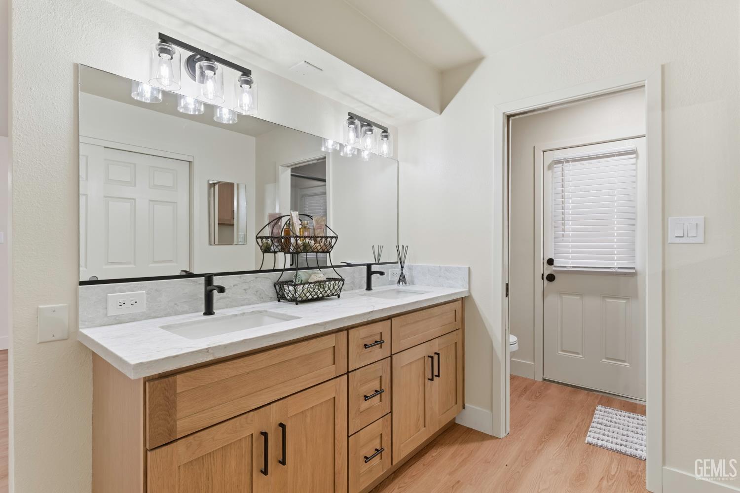 6101 Olive Drive — photo 44