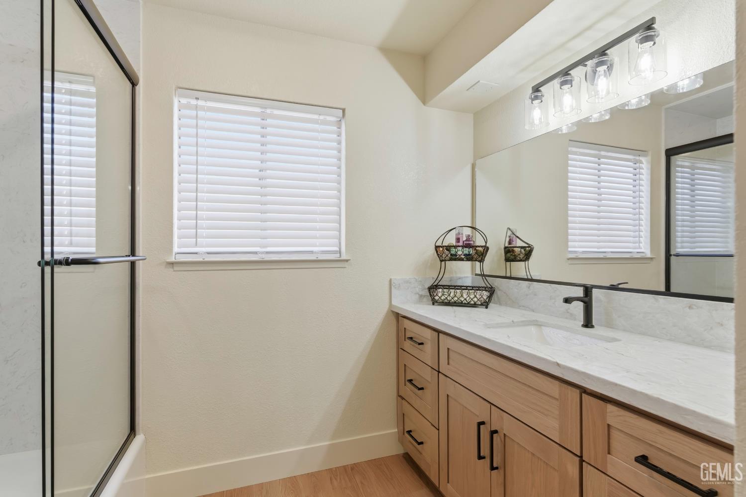 6101 Olive Drive — photo 37