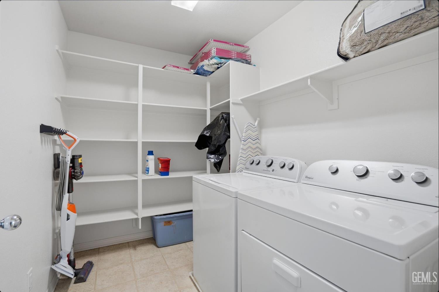 5406 Mensen Drive — photo 12