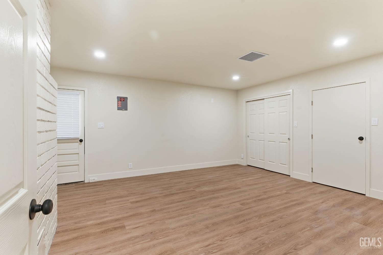 6101 Olive Drive — photo 30