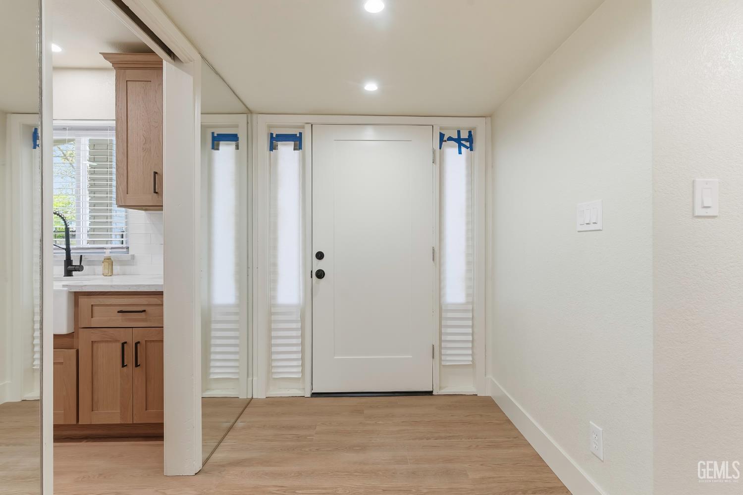 6101 Olive Drive — photo 13