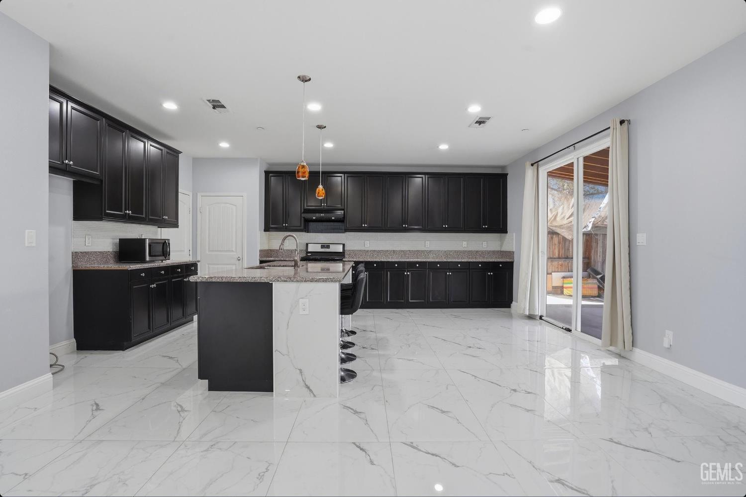 5406 Mensen Drive — photo 5