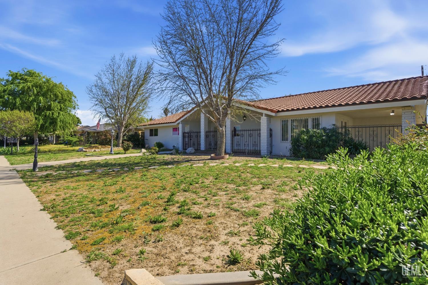 6101 Olive Drive — photo 6