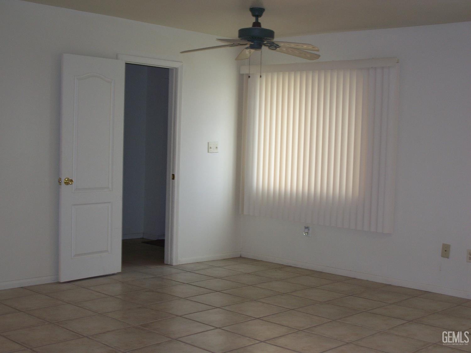 300 Mount Vernon Avenue — photo 17