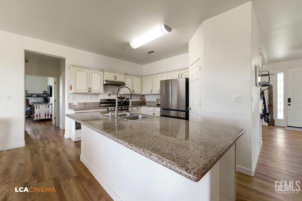 5305 Coronado Street — photo 12