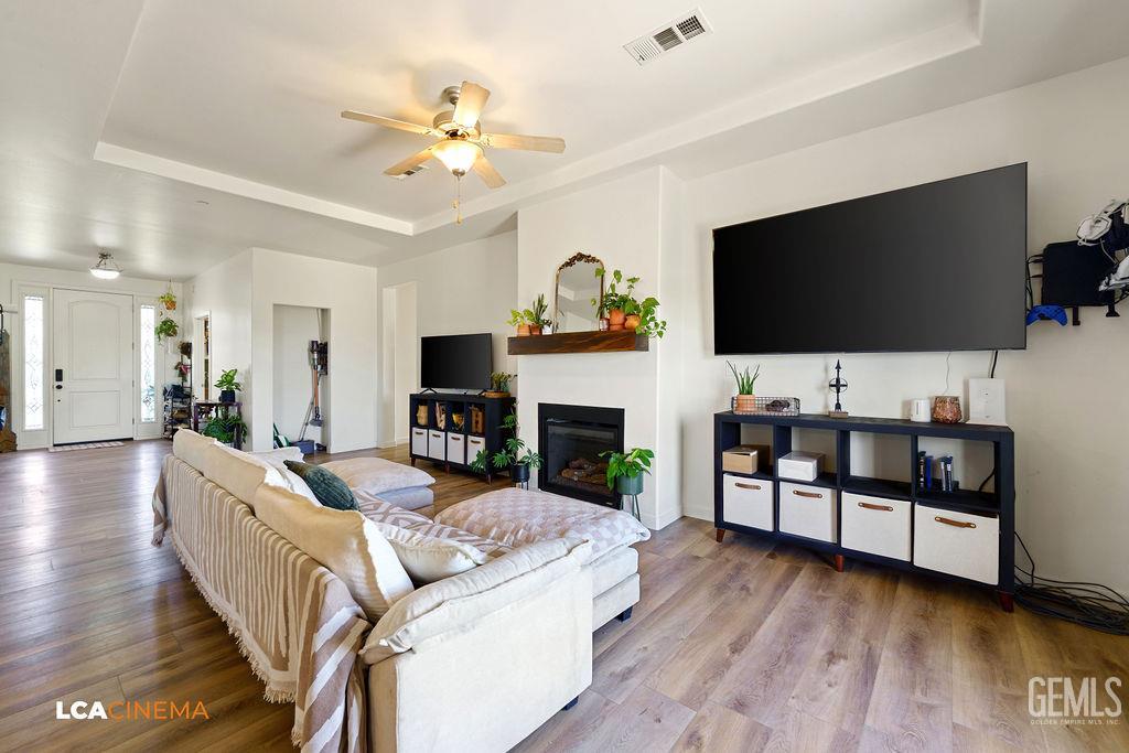 5305 Coronado Street — photo 8