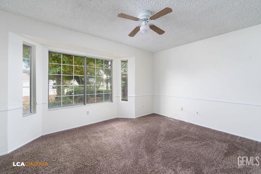 7712 Jensen Avenue — photo 21
