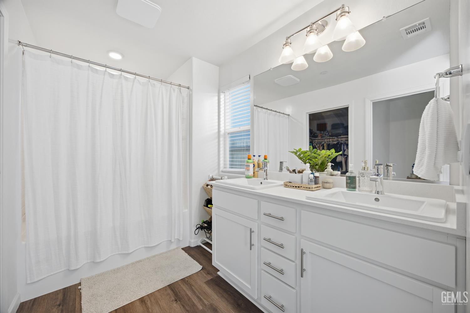 6003 Vespucci Avenue — photo 24