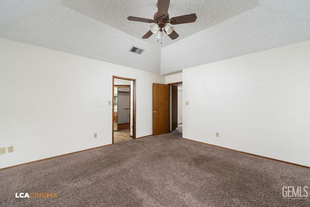 7712 Jensen Avenue — photo 25