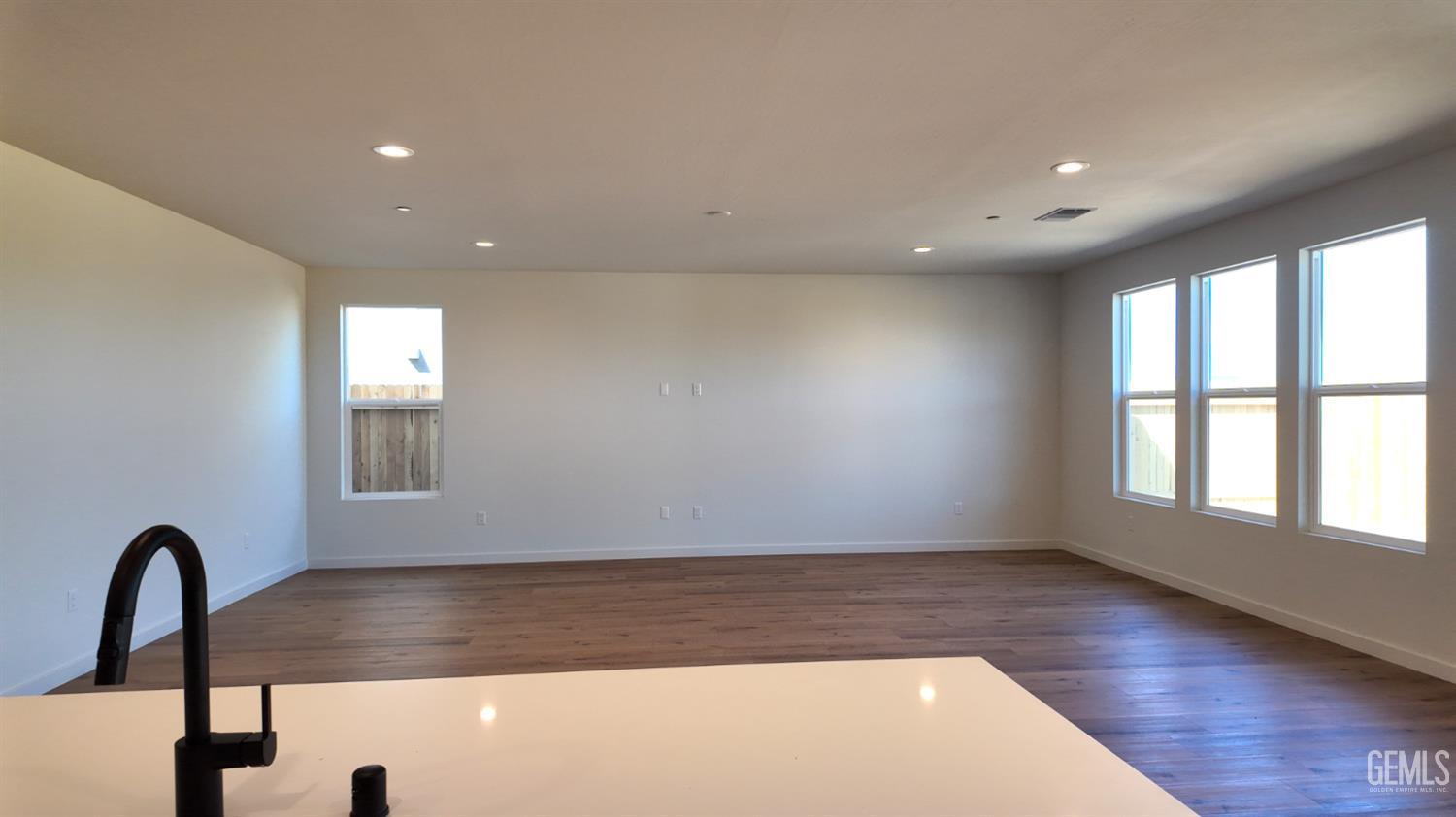 10812 Tatuk Way — photo 5