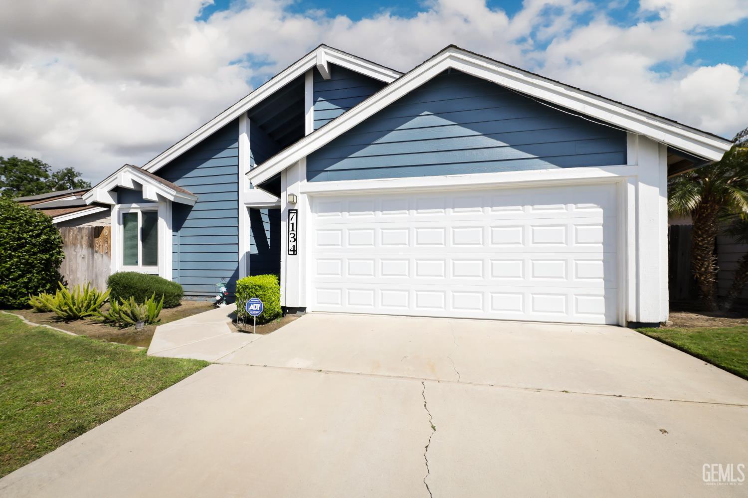 7134 Hanover Circle — photo 2