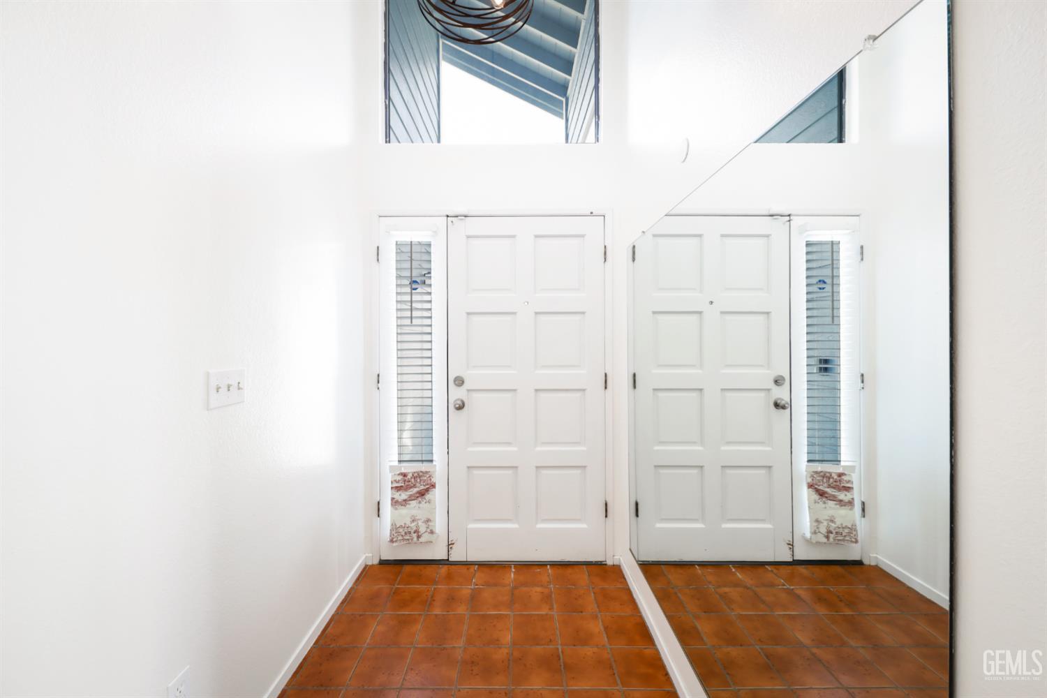 7134 Hanover Circle — photo 5