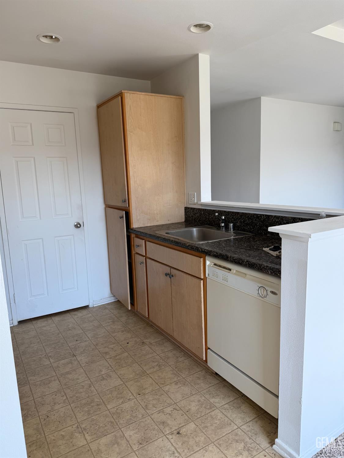 1303 Erie Street — photo 7