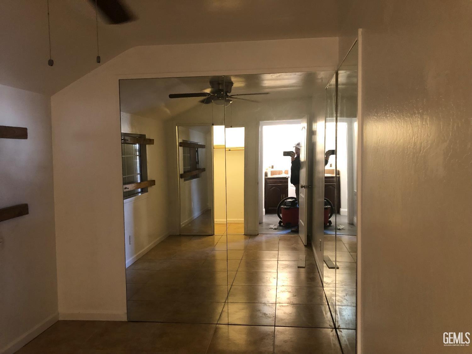 121 Roberts Lane — photo 5