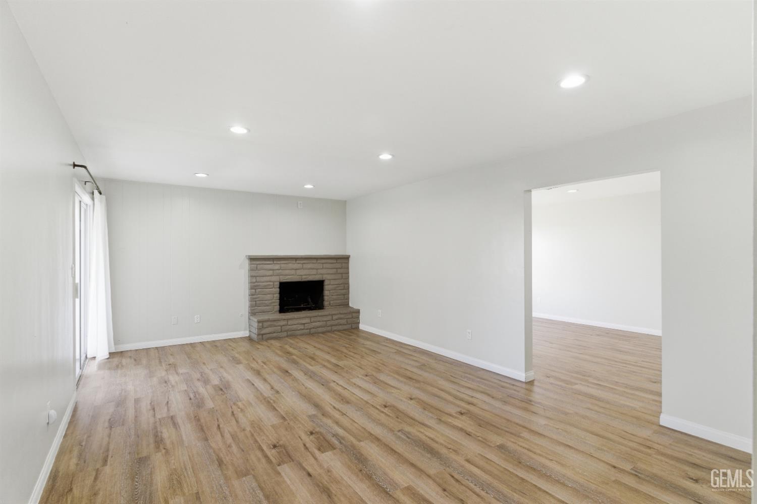 3104 La Casa Place — photo 10