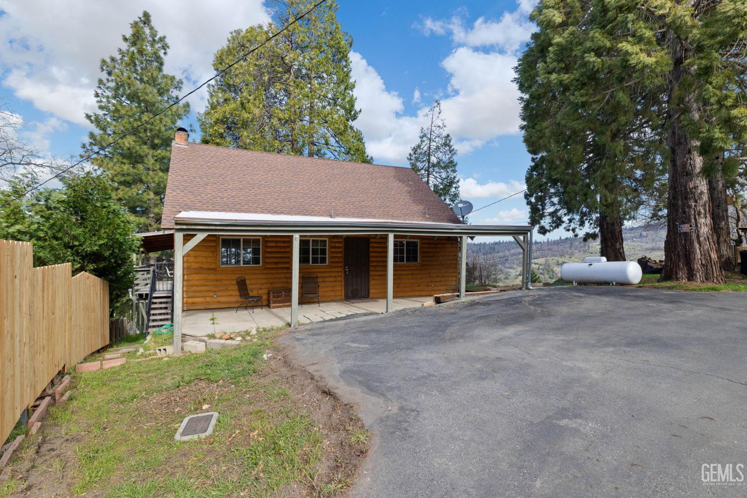 45796 Carlin Drive