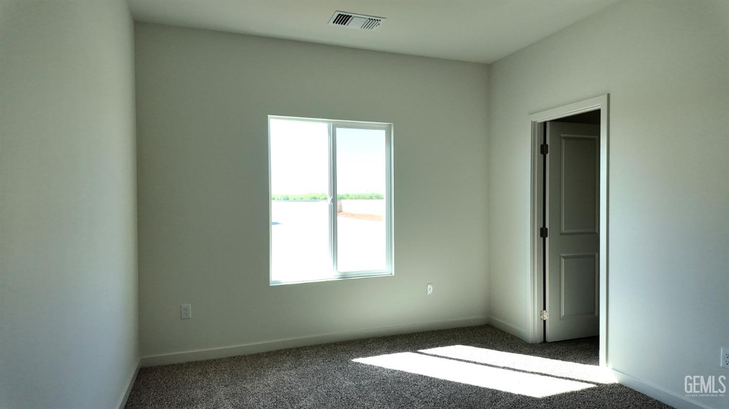 10812 Tatuk Way — photo 8