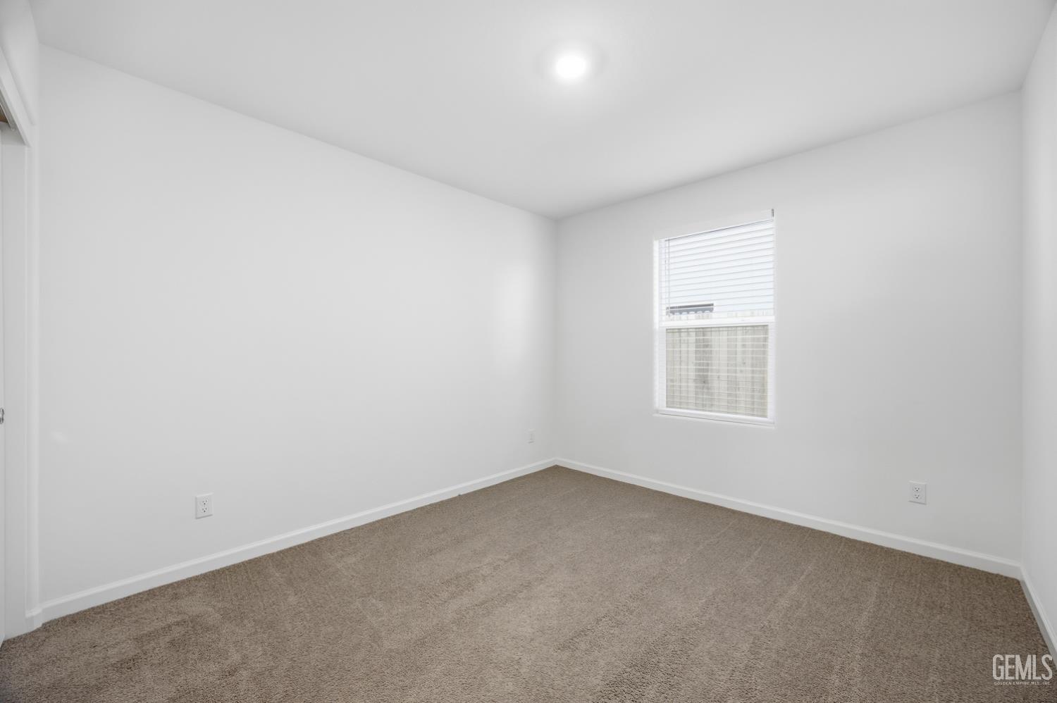 6003 Vespucci Avenue — photo 23