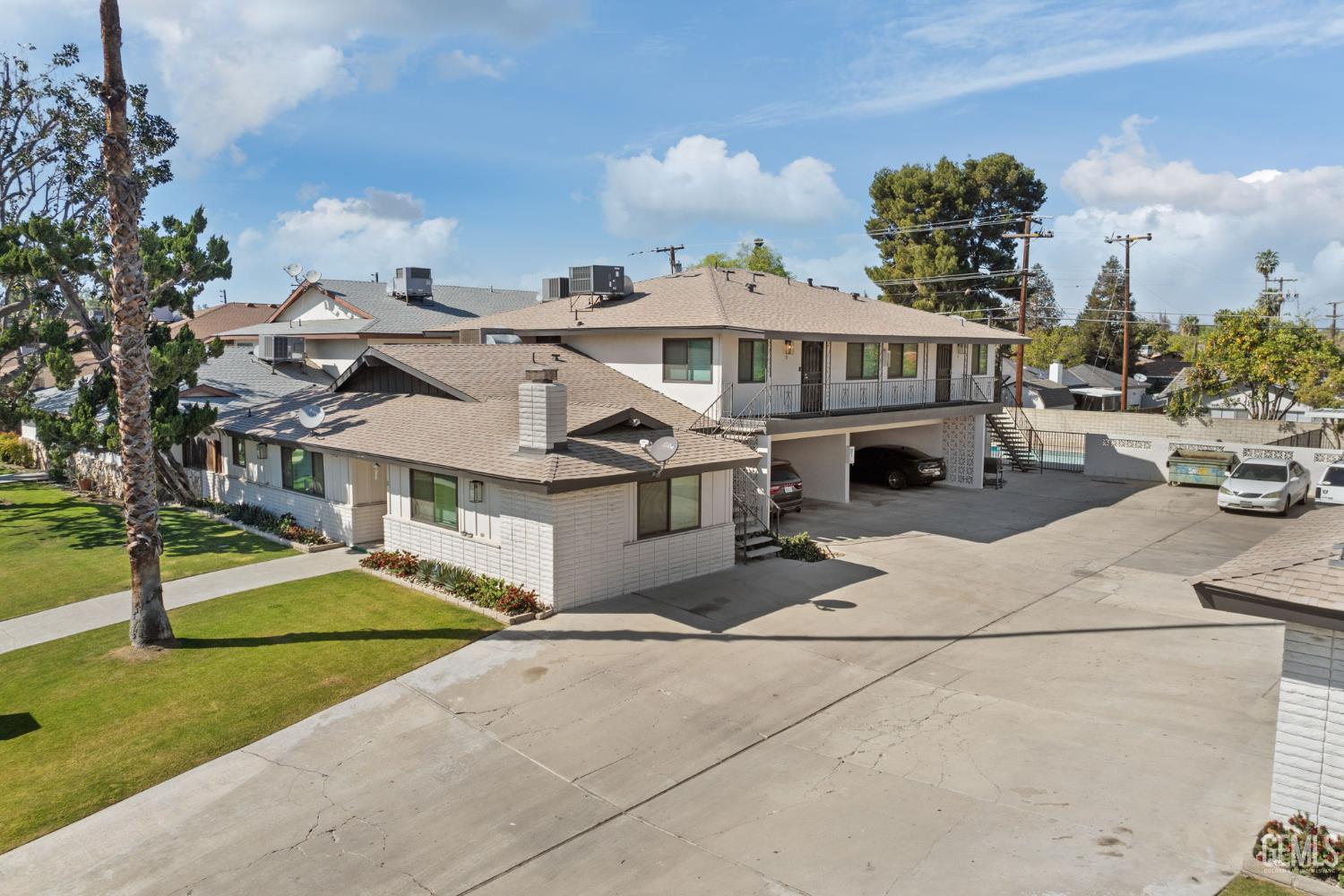 6206 Stockdale Highway — photo 25