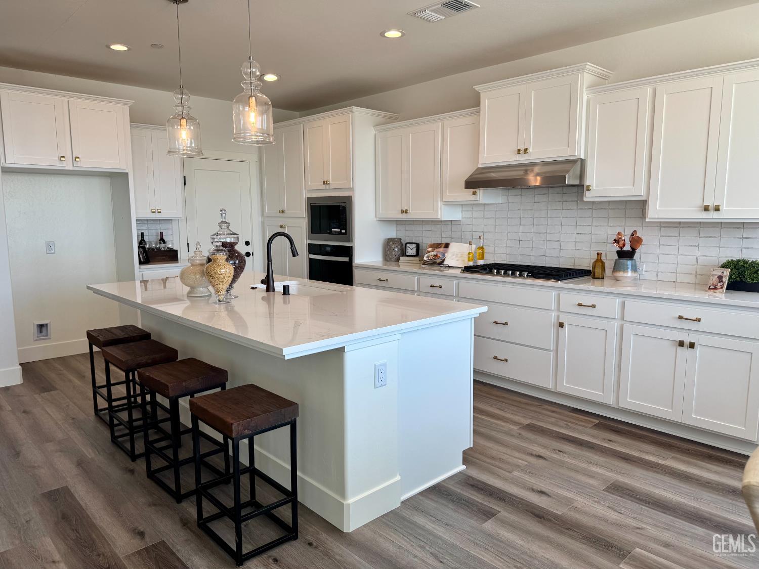 14709 Rutherford Park Ave — photo 4