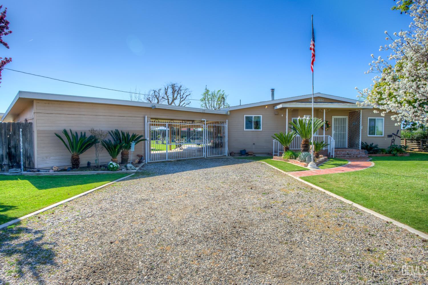 10115 Stenderup Avenue — photo 5