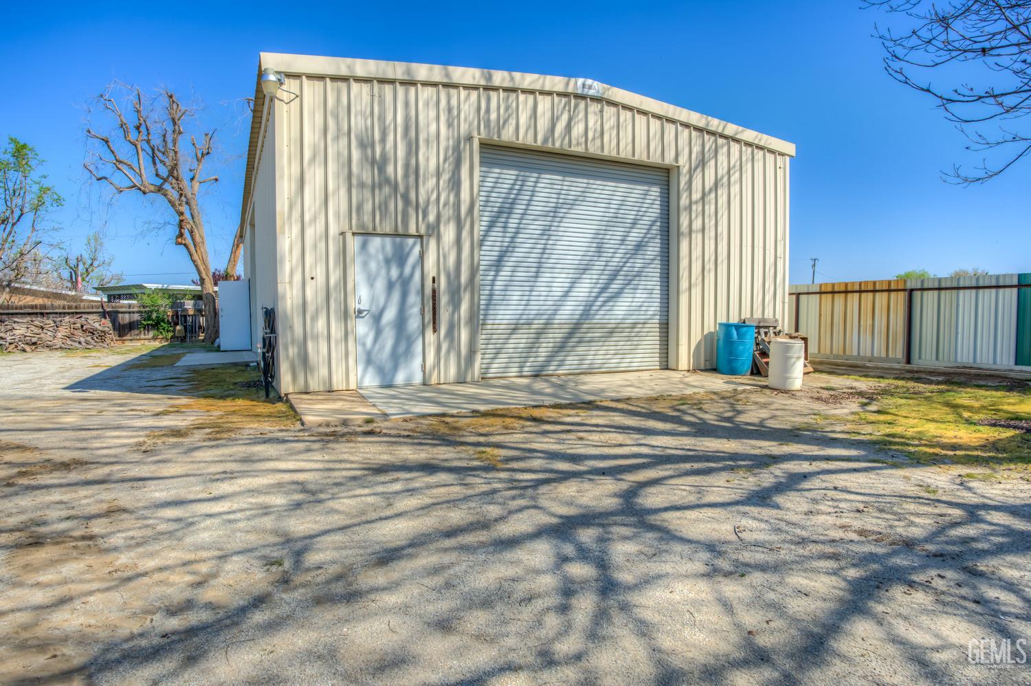 10115 Stenderup Avenue — photo 55
