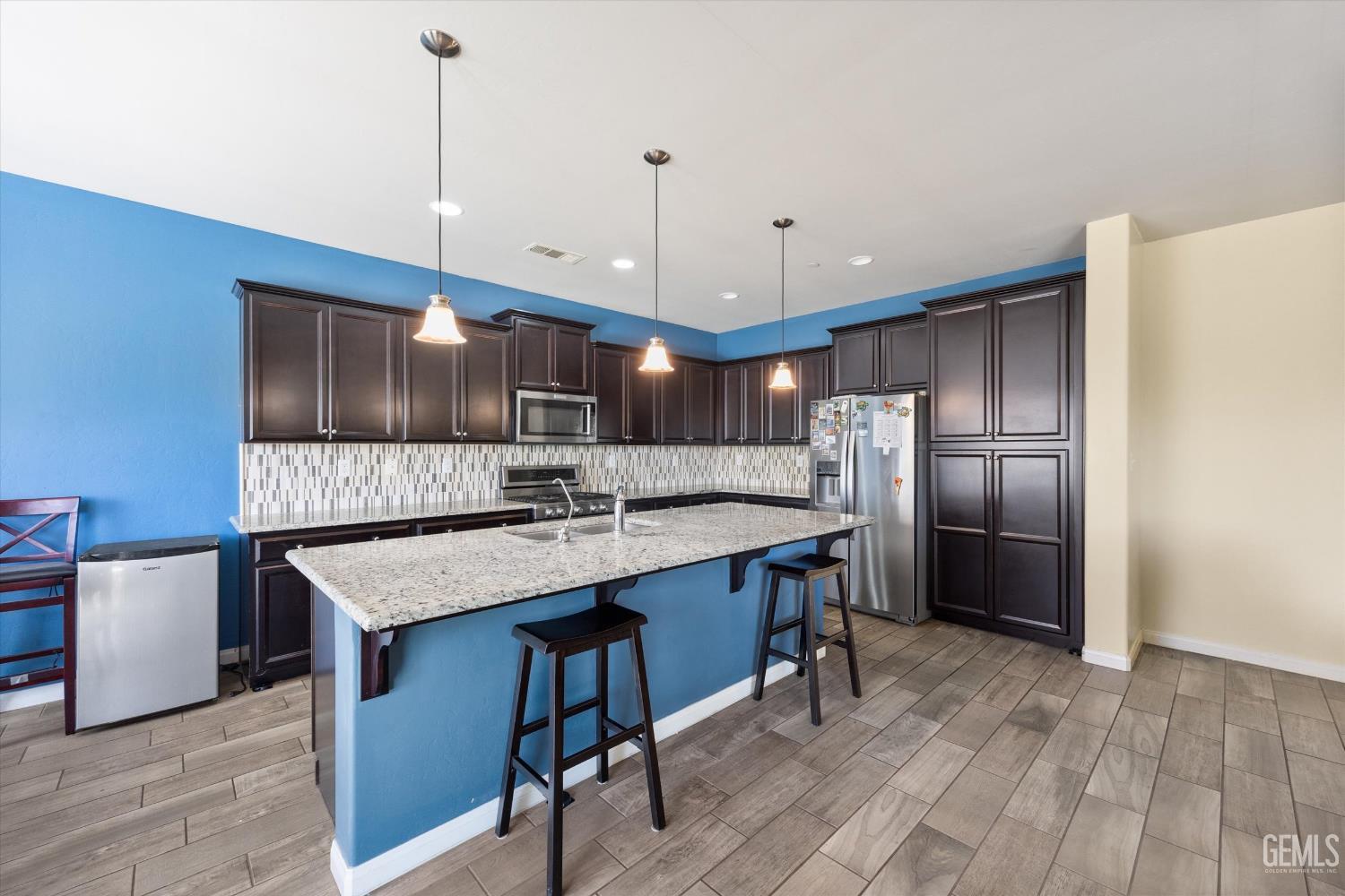 9313 Wolf River Avenue — photo 12