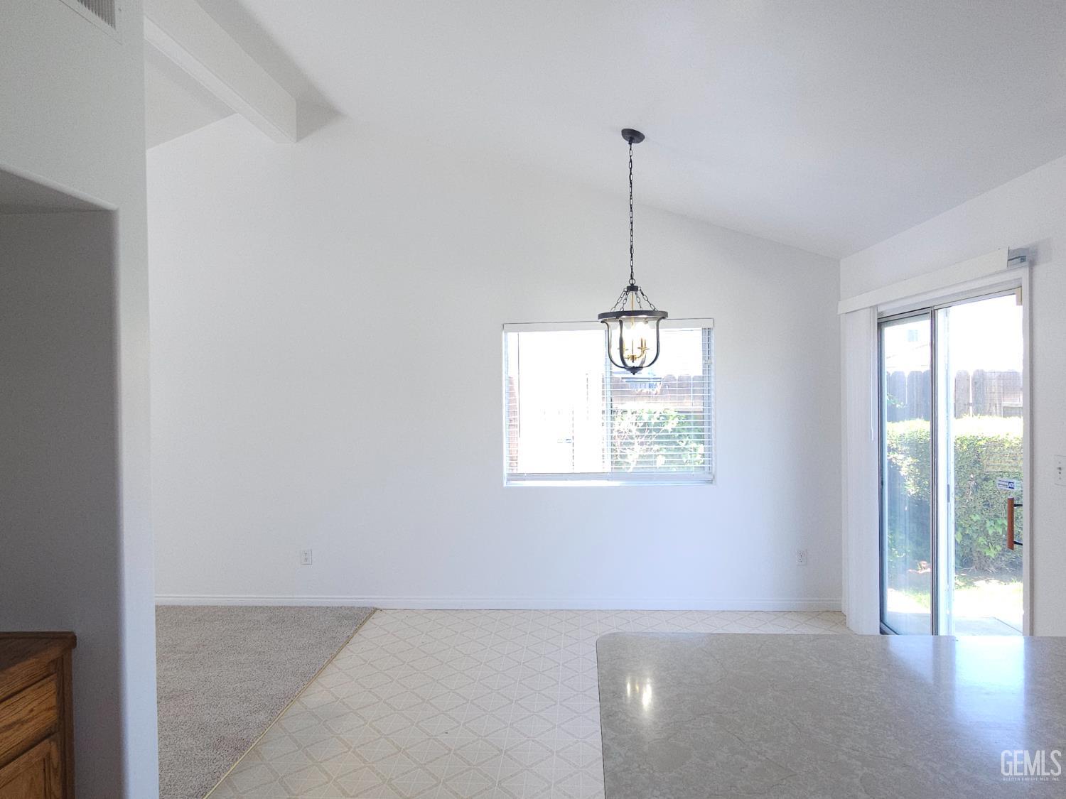 5226 San Mateo Drive — photo 7