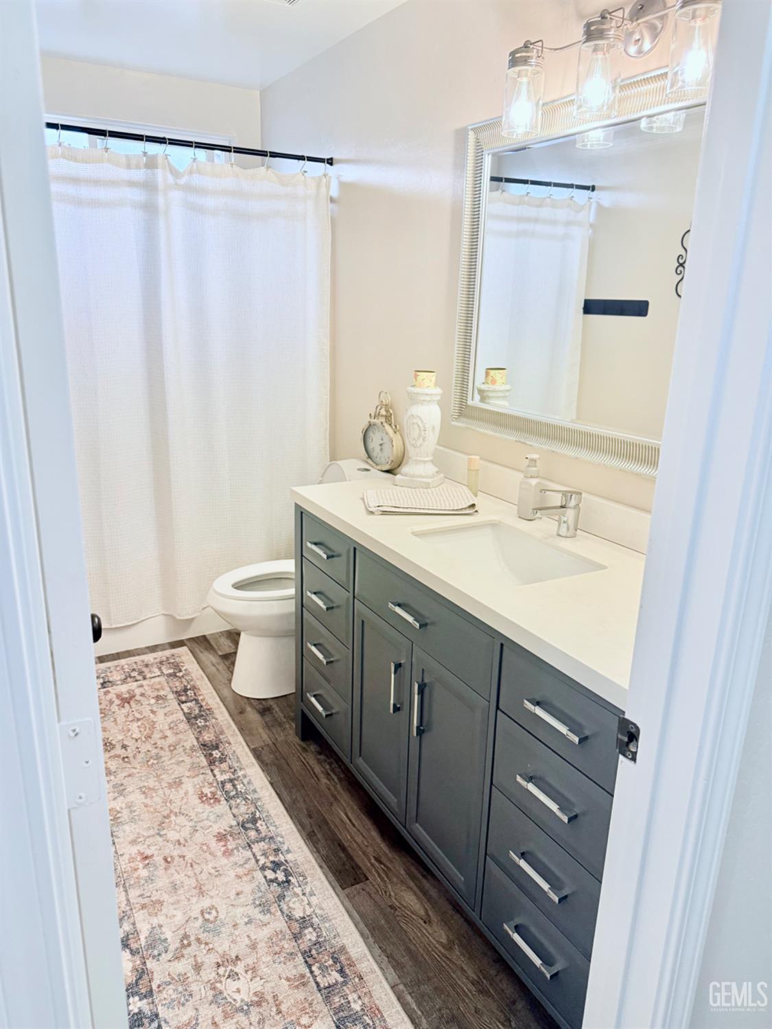 329 W Pilot Avenue — photo 16
