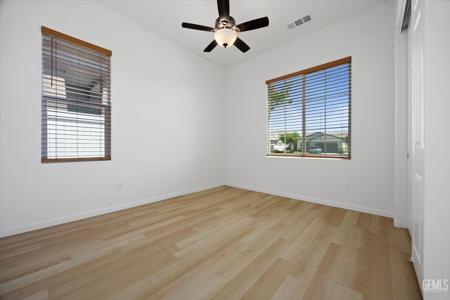 9702 Petersburg Place — photo 26