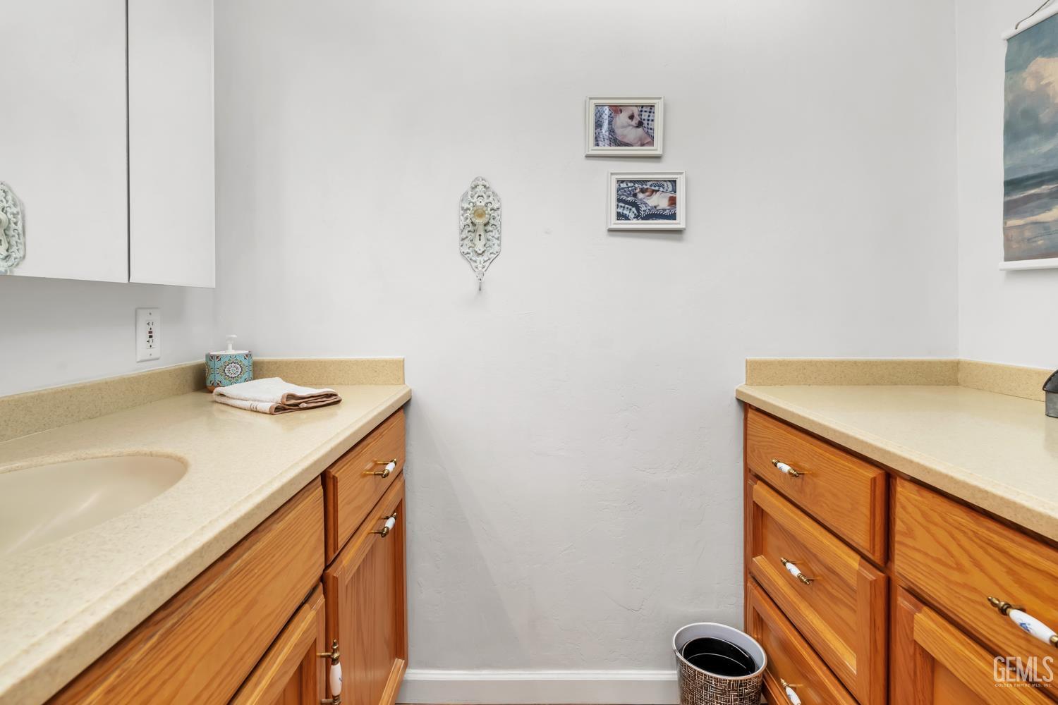10115 Stenderup Avenue — photo 22
