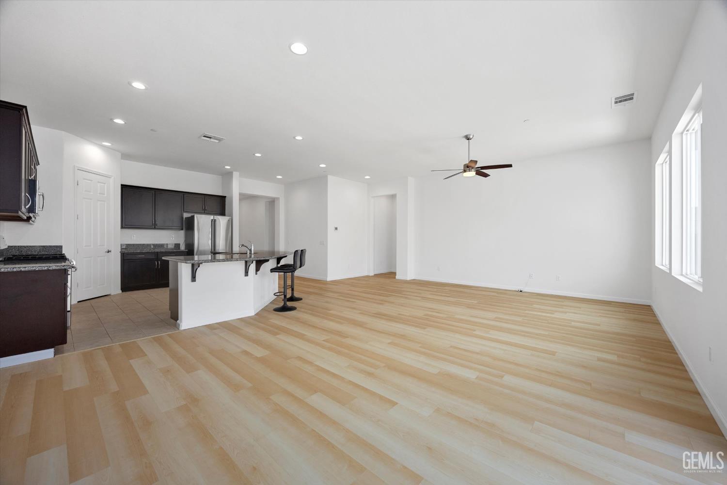 9702 Petersburg Place — photo 14